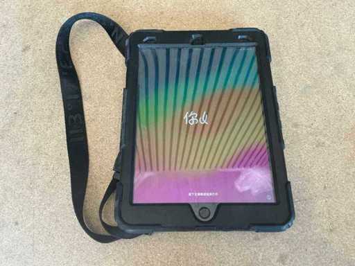 Apple iPad (generația a 8-a, 32GB) Tabletă