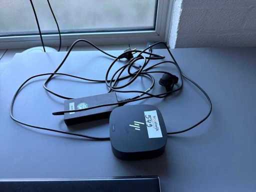 Computer desktop HP Mini PC cu sursă de alimentare