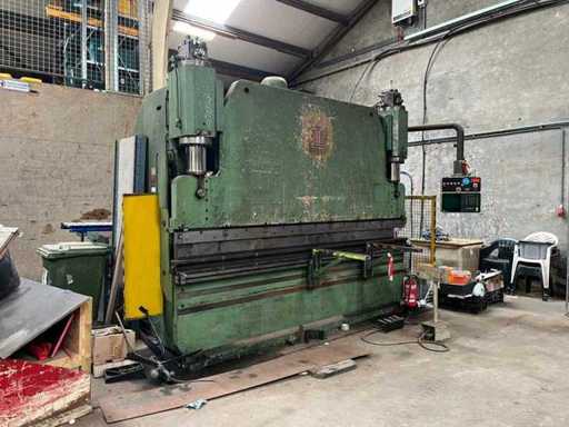 Helmut Lotze 323 – 2000 kN – Hydraulische CNC-Pressbremse