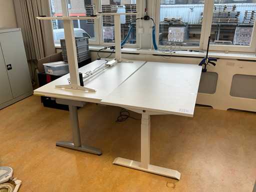 Elektrisch zit-sta bureau (4x)