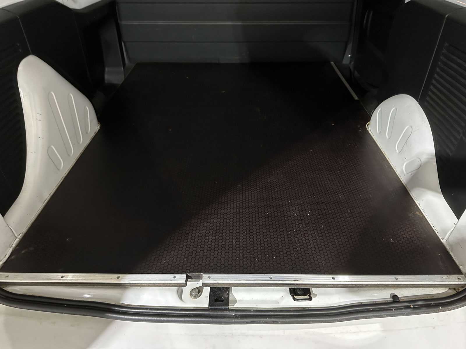 Peugeot Partner 120 1.6 BlueHDi 75 L1 Premium Pack 75pk 2018 (Origineel-NL & 1e Eigenaar), V-700-SK