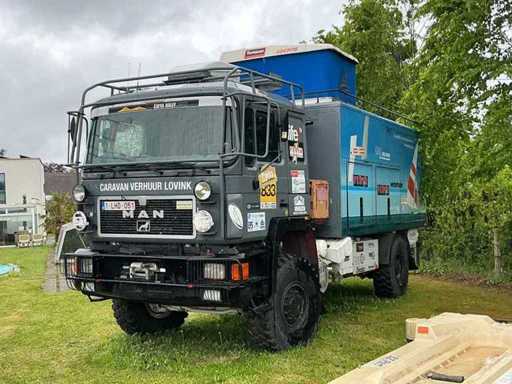 Various Dakar Buggies and Dakar Truck