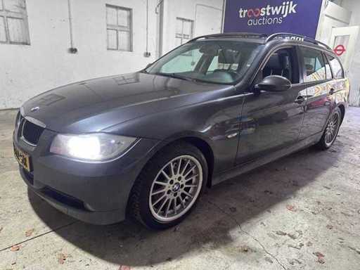 BMW - Seria 3 Touring - 320i AUTOMAT - N-182-SR