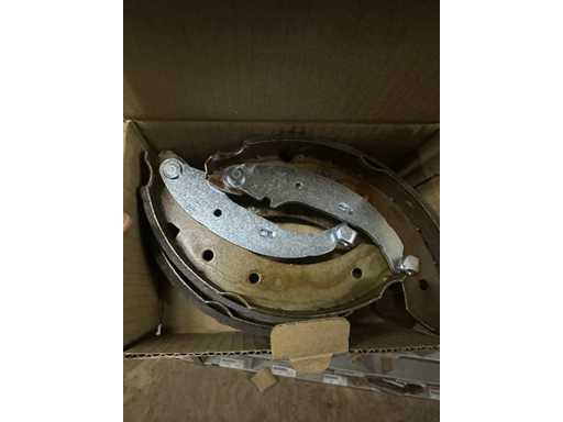 Priopa - 10 nieuwe remschoensets voor Citroën Saxo, Xsara, Dacia Logan, Sandero, Peugeot 206, 306