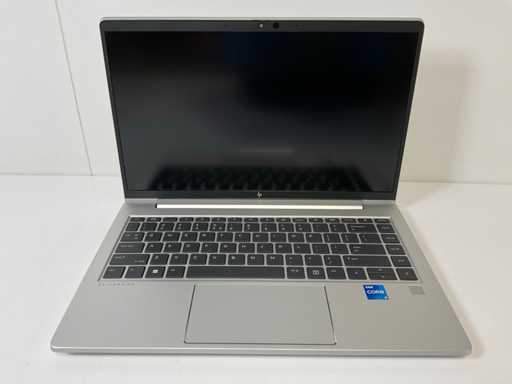 HP EliteBook 640 G10 14", Core(TM) i5 13a generazione, 32 GB di RAM, 256 GB di computer portatile NVMe