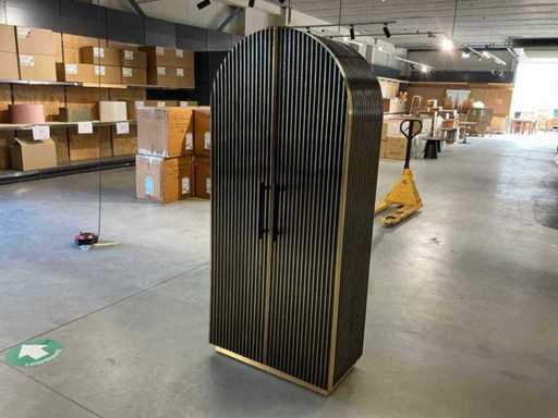 Interni di Richmond Cabinet Les Arcs