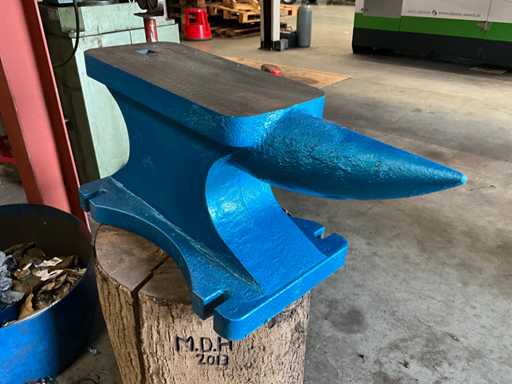 Facile à vivre - Enclume en fonte - Cornete simple - Type 400 LBS