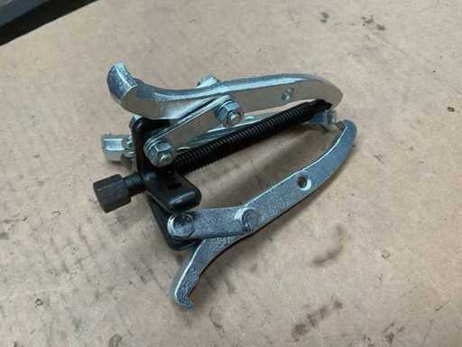 XP Tools GP6P3 3-Jaw Pulley Puller