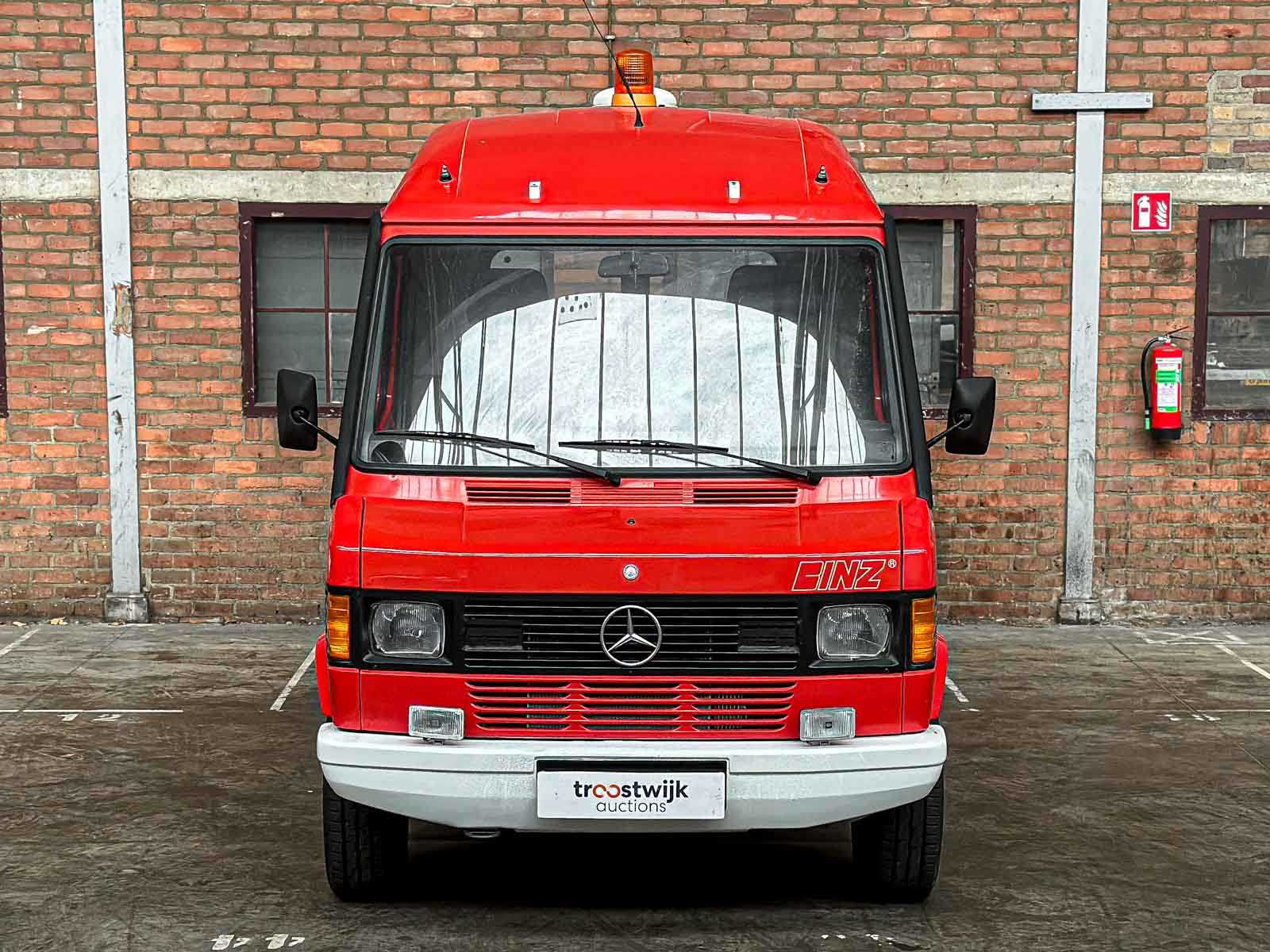 Mercedes-Benz Van 310D High G.V.W. Long/Low 95 PS 1994, V-76-NGP