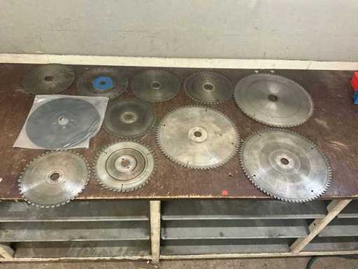 Série de différentes lames de scie (11x)