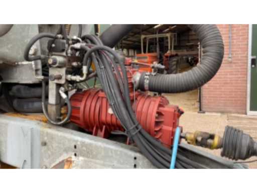 3a4c2107-a11a-4c13-80af-ae593e8df1d2.mp4