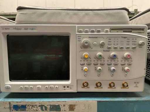 Osciloscopul Agilent Infiniium