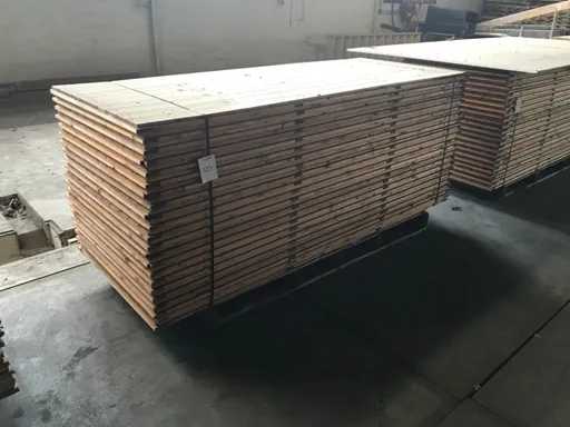 Peretele interior al colibei peretelui etan? (22x)