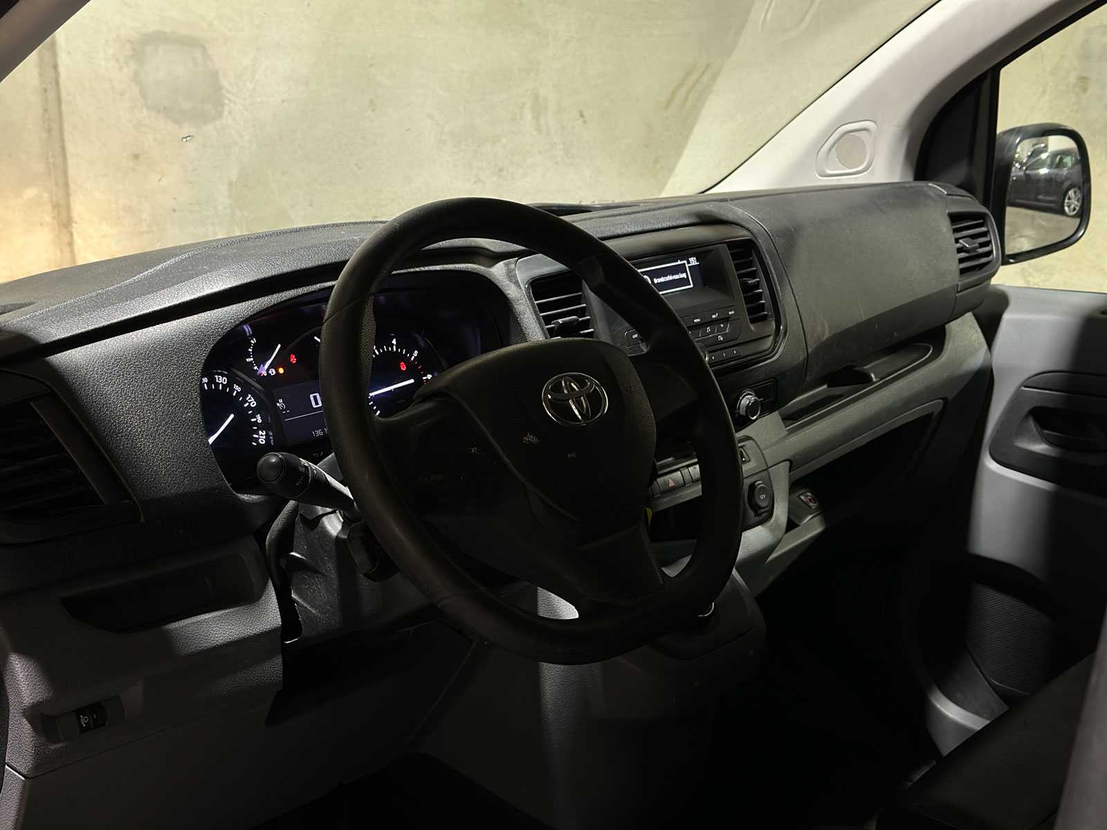 Toyota PROACE Worker 1.6 D-4D Cool Comfort 95pk 2017 (Origineel-NL), V-975-GR