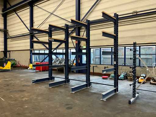 Portaportapacchi a sbalzo