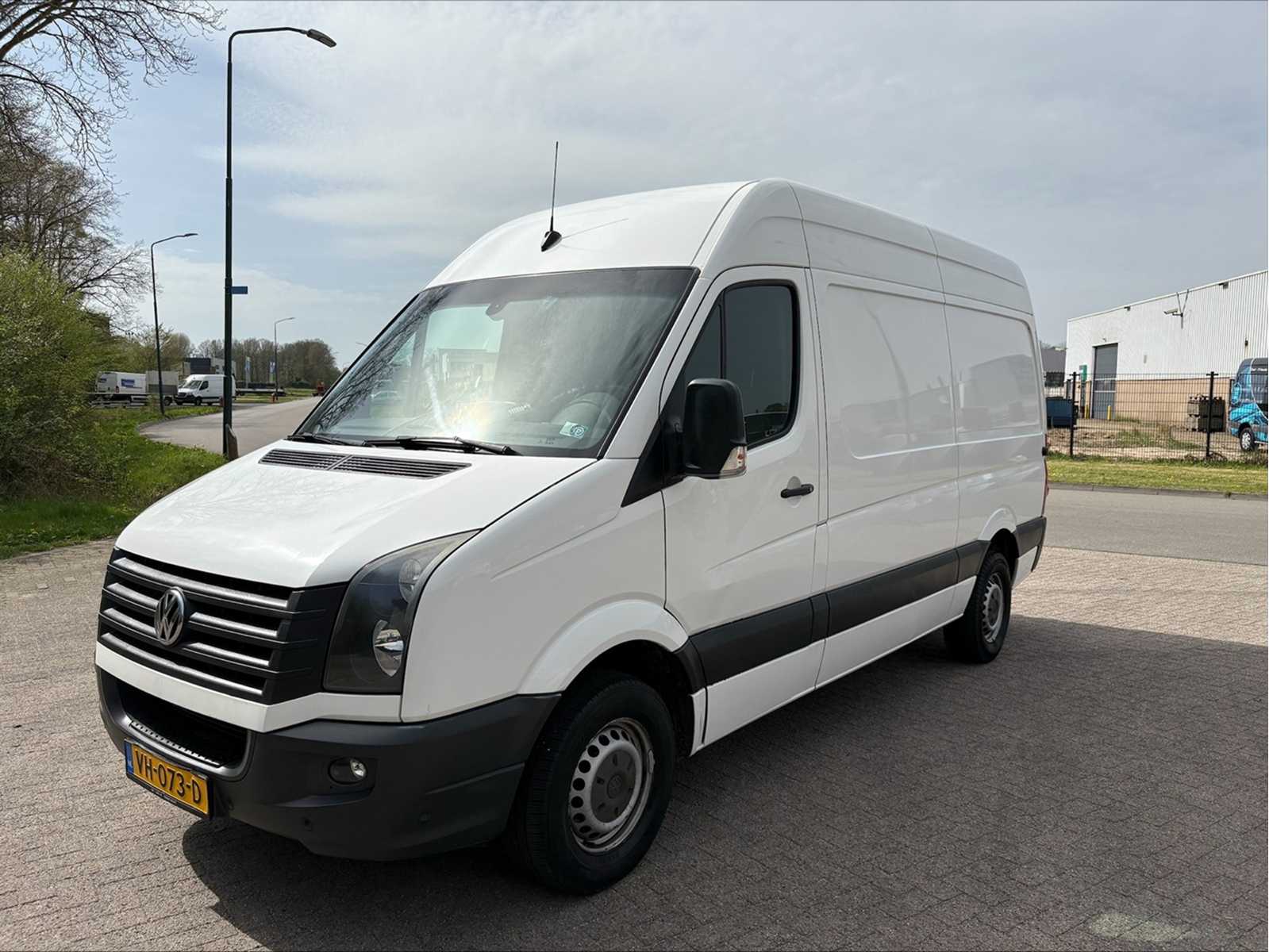 Volkswagen – Crafter – 46 2.0 TDI L2H1 – VH-073-D