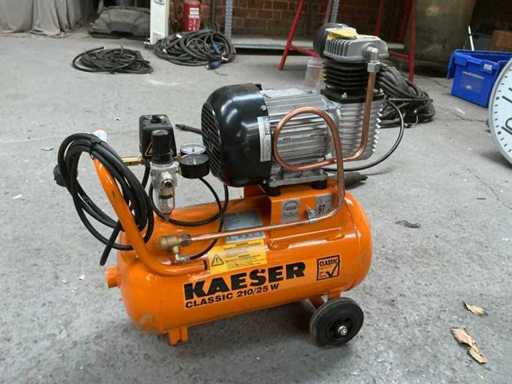 Compresseur d’air Kaeser Classic 2025 210/25W à restaurer