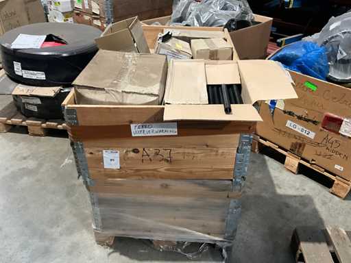 RBM Batch Underfloor Heating Mounting Pieces