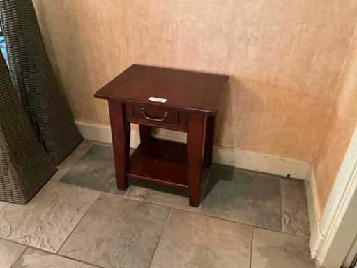 Bijzettafel