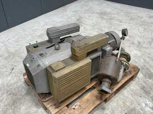 Becker VTLF 360 Vacuum Pump
