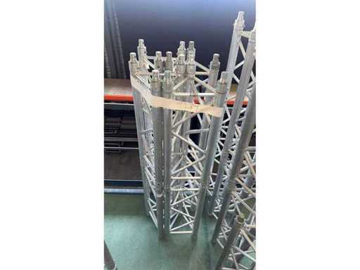 8x T31 STRAIGHT 71CM