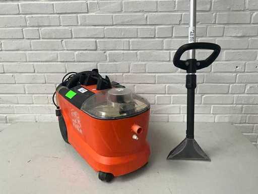 Kärcher Puzzi 10/1 Washing Vacuum Cleaner