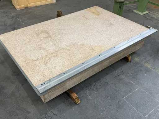   Plaque de gravure en granit