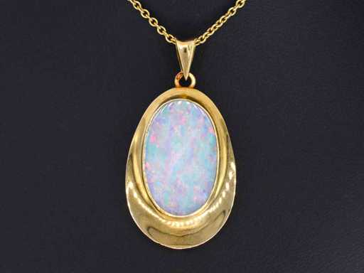 Gouden hanger met doublet opaal