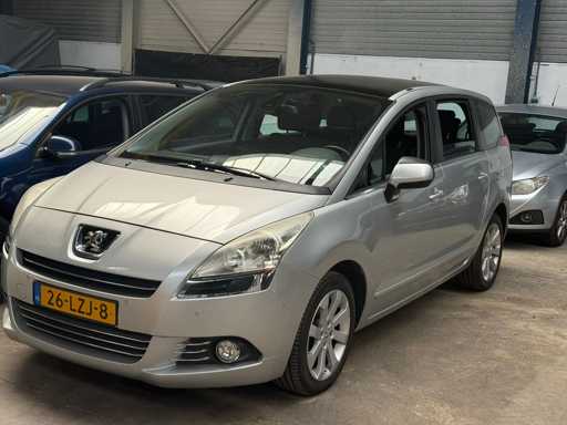 Peugeot 5008 1.6 THP ST 5p , 26-LZJ-8