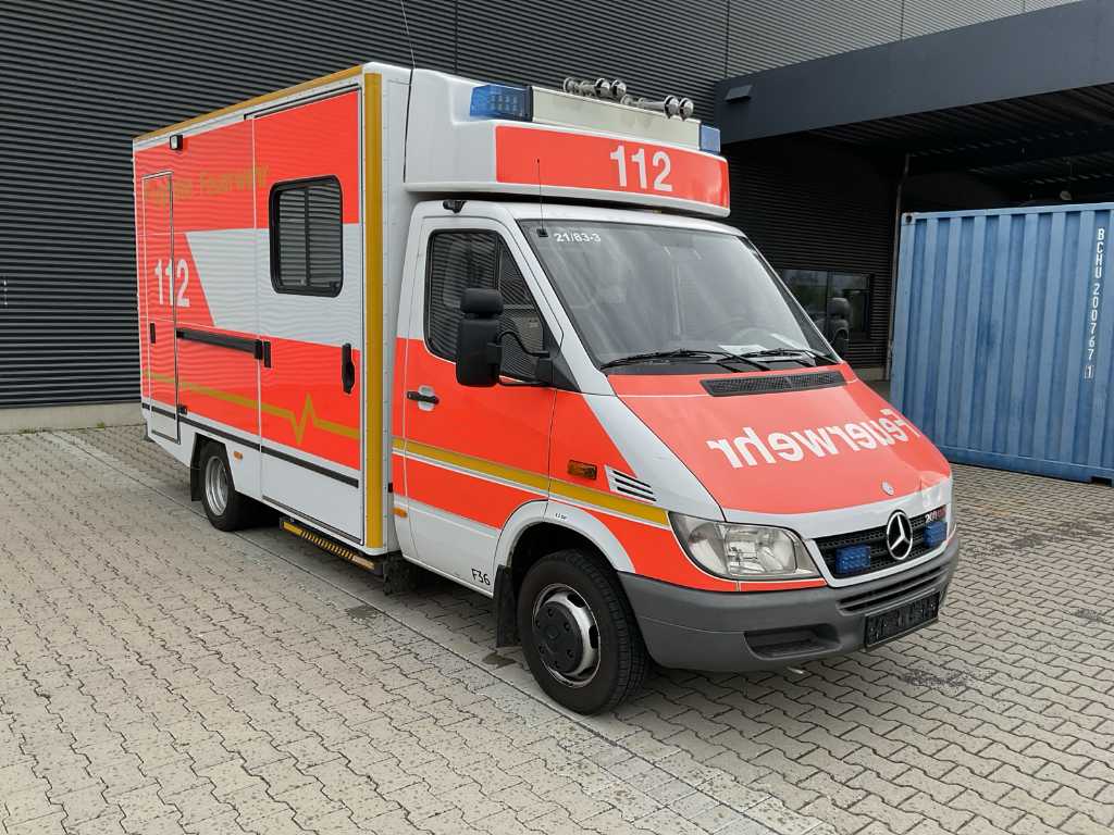 Mercedes-Benz Sprinter 208 CDI Ambulance 2003