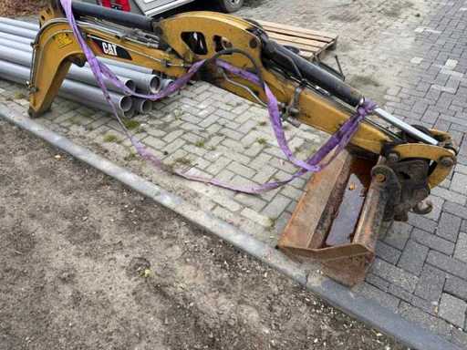 Braccio mini escavatore Cat 301.7 D con secchio per fosso