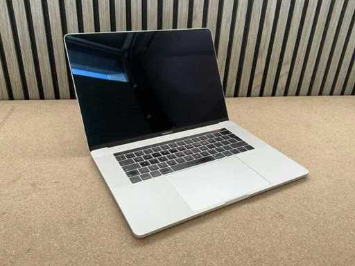 Apple Macbook Pro (15 inch) Laptop