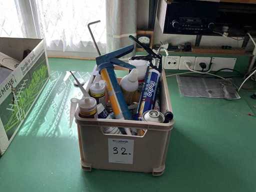 Beaucoup de presses à articulations