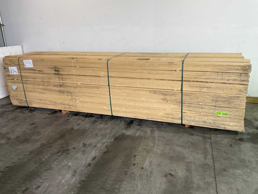 Spruce board 450x10x2,2 cm (40x)
