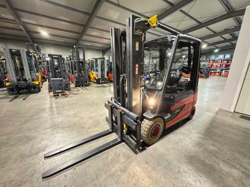 2014 Servicio + UVV 10/2026 Linde E30L 3.000kg Carretilla elevadora eléctrica triplex 3.ª + 4.ª válvula 3.922 horas