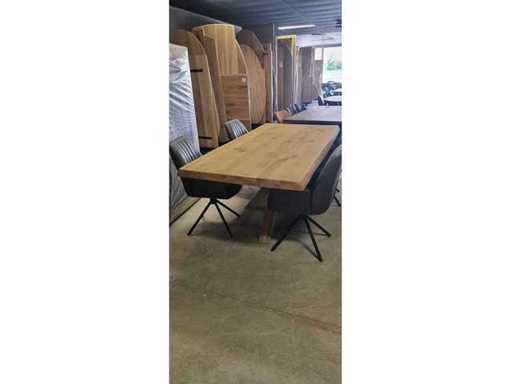 Table à manger Bord massif d’arbre en chêne 220x100x80cm d’épaisseur 6cm couleur naturelle avec pattes d’araignée en chêne 10x10 cm chaises excloant