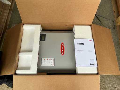 Onduleur Fronius Eco 25.0-3-S