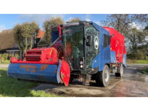 a1a010ce-65cc-4f31-a8ac-539bc06c1452.mp4