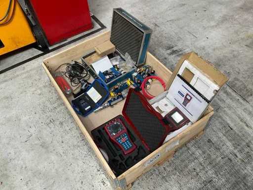 Sortiment Prüfmittel u.a. HYDROTECHNIK