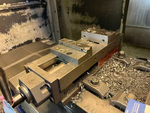 ALLMATIC TC 125 Machinebankschroef