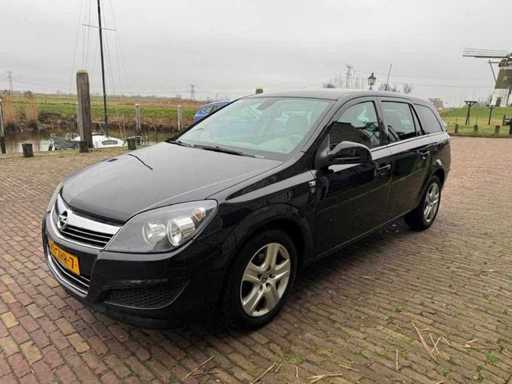Opel  Astra Wagon 1.6 111 years Edition 21-LRR-7