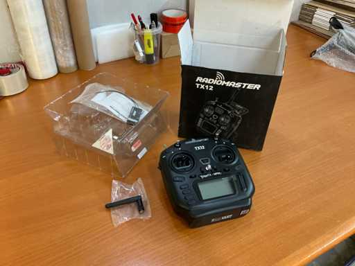 Rupsmaaier - Afstandsbediening TX-12