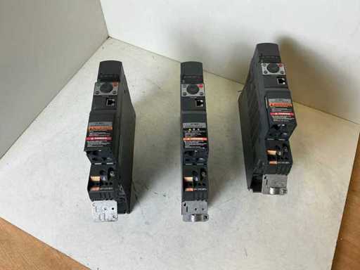 Toshiba VFMB1-4004PL Frequenzantrieb (3x)