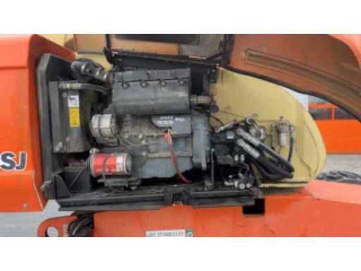 570cd352-c60c-4e24-8781-5842e1c4ca77.mp4