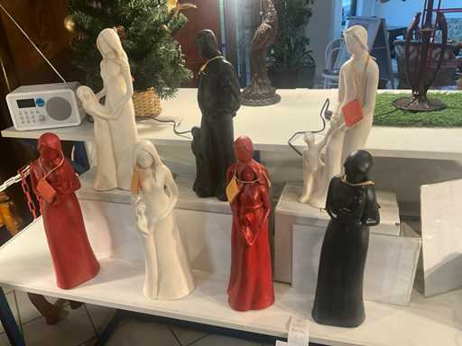 Moderrne ceramic statues (7x)