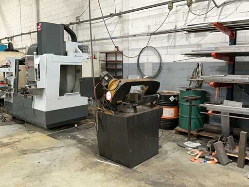 MG - K 300 SA - Horizontal belt cutting machine - 2006