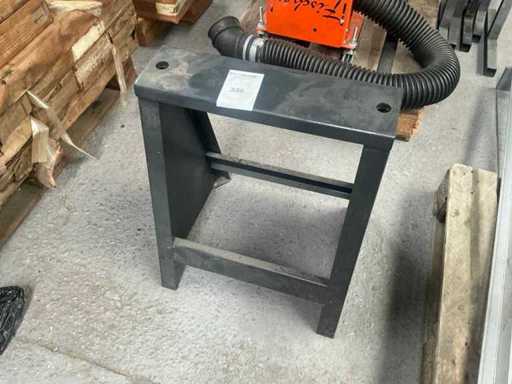 Metalen tafel