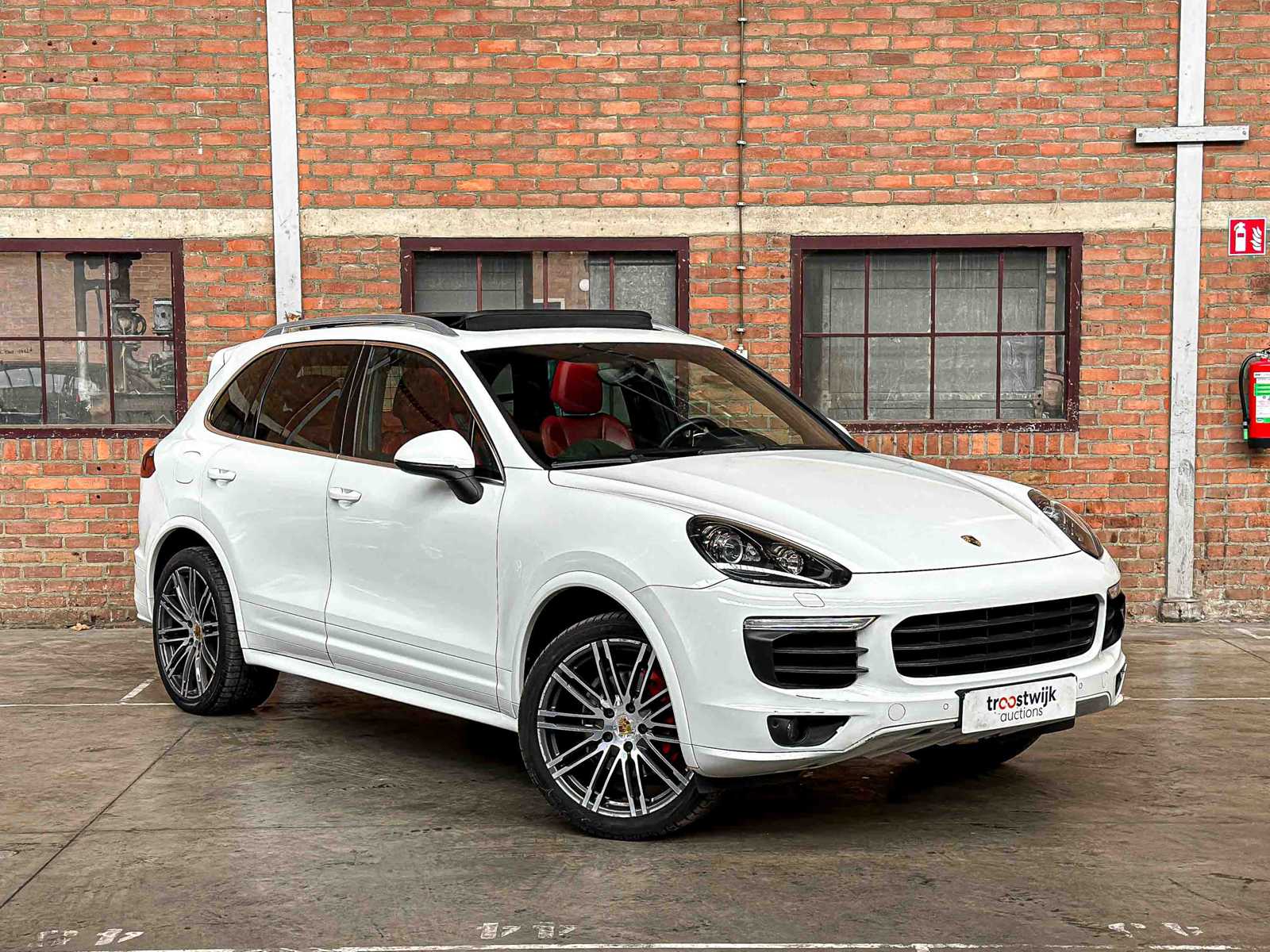 Porsche Cayenne 3.6 V6 300pk 2015