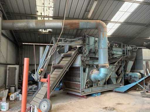 1971 Wolf WH 140 Crop Sorting and Processing Machine - Hop Picker