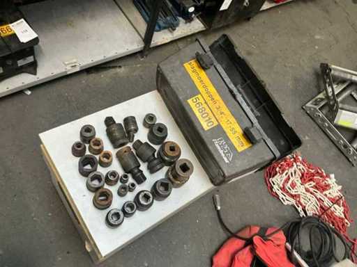 Serie de socluri de impact și cuplaje articulate (23x)